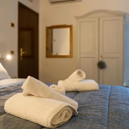 All'Altana Bed & Breakfast *